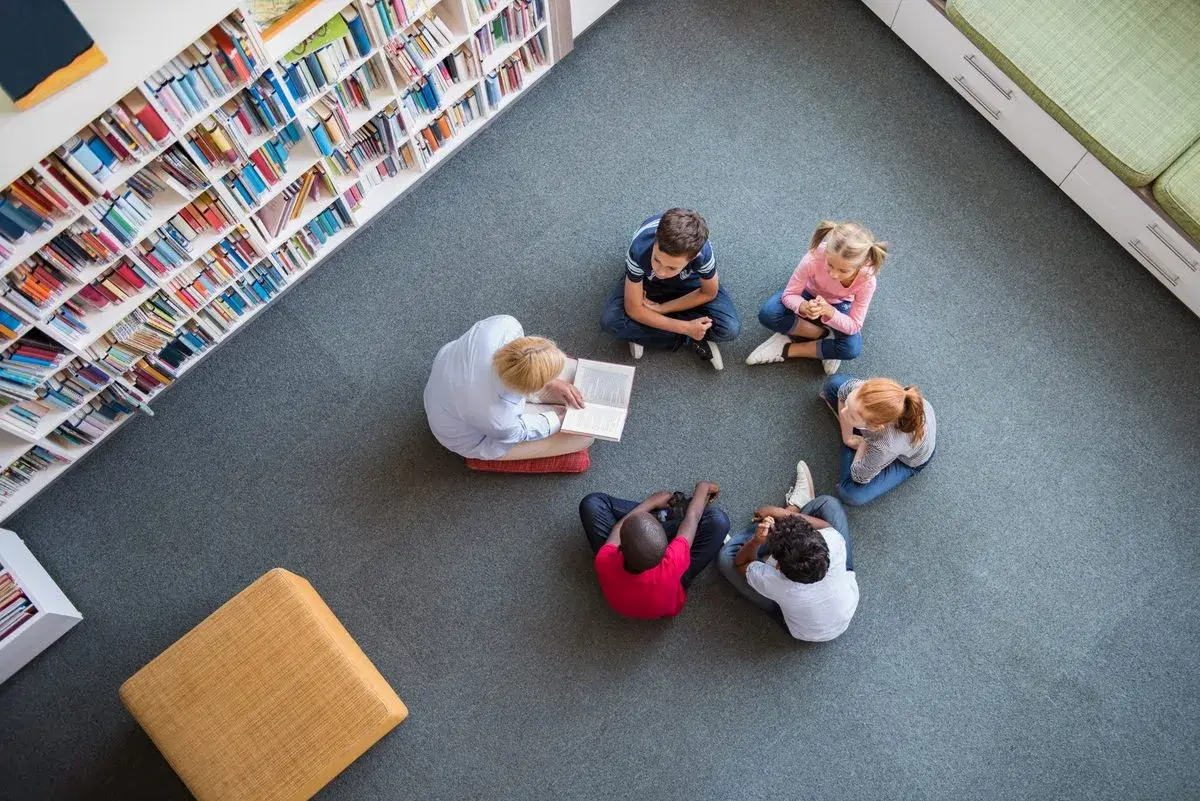 Parent messaging a school directly from its profile